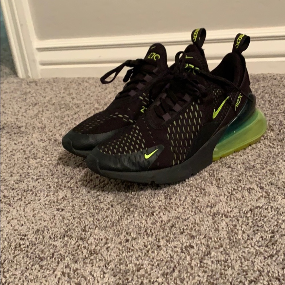 Air max 270 green and black